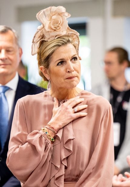 Máxima de Holanda, tocado Máxima de Holanda, Máxima de Holanda Ámsterdam, Máxima de Holanda vestido