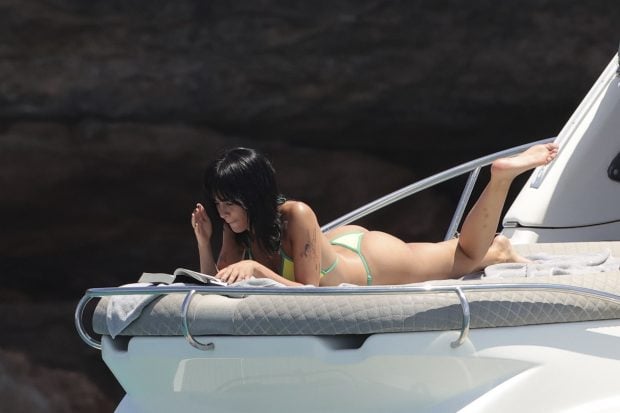 Aitana, ibiza Aitana, Aitana vacaciones, Aitana libro,