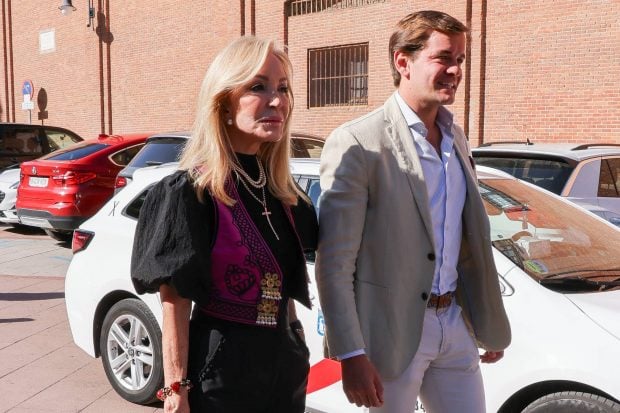 Isabel Preysler, Carmen Lomana, Premios Elle