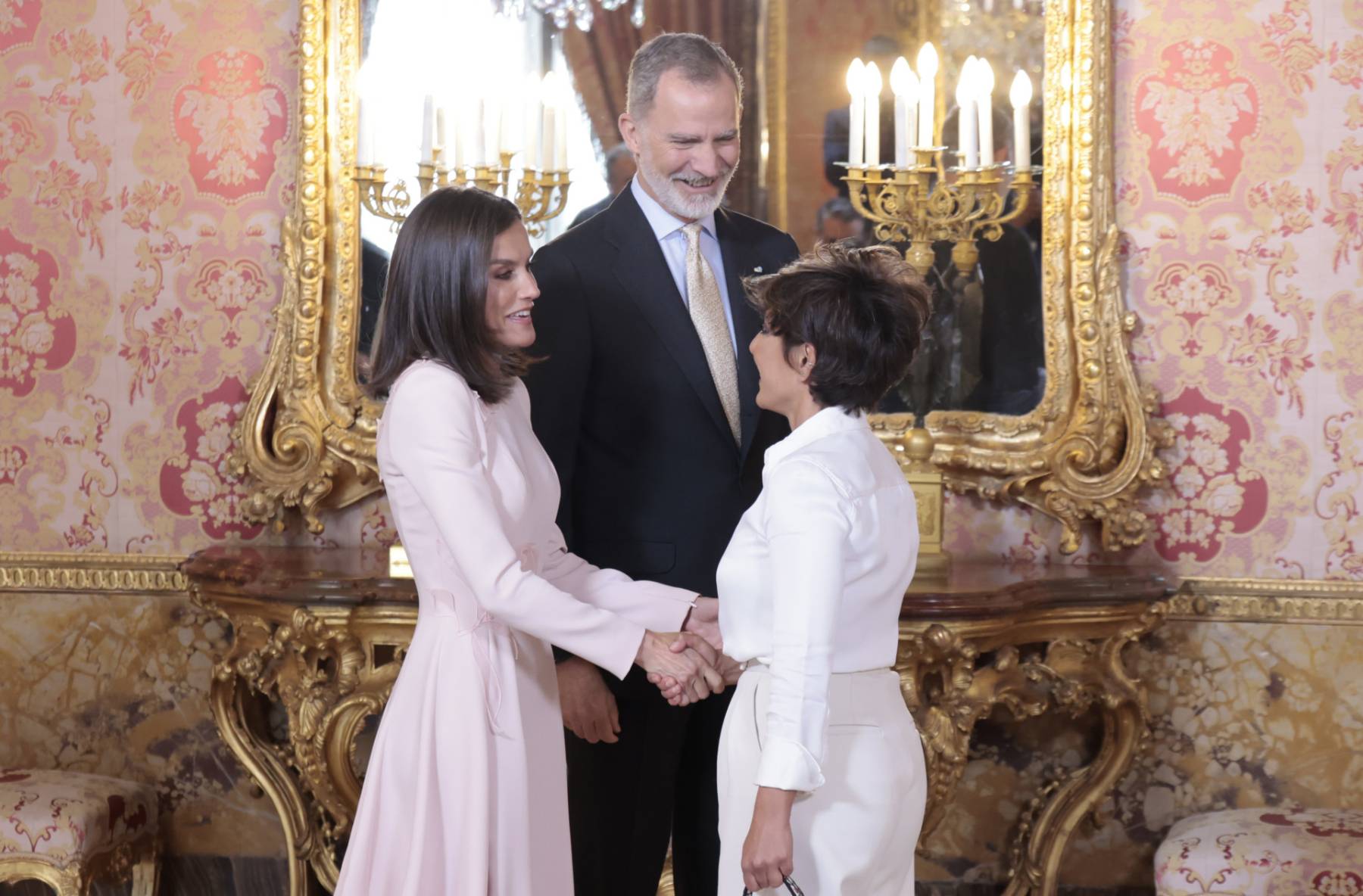 Sonsoles &Oacute;nega, Reina Letizia, Sonsoles y Letizia 