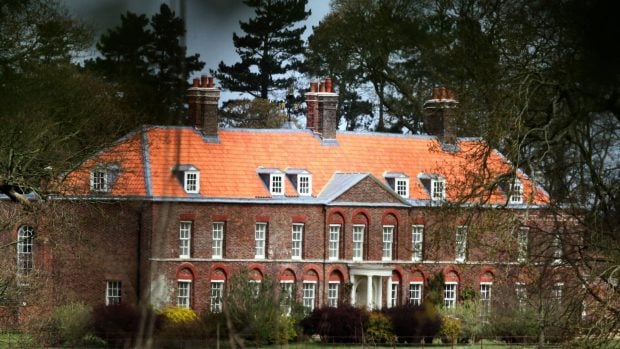 Ammer Hall, pr&iacute;ncipes de Gales