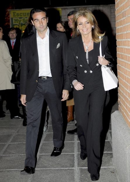 Cristina Yanes, Enrique Ponce, amigos Cristina Yanes,