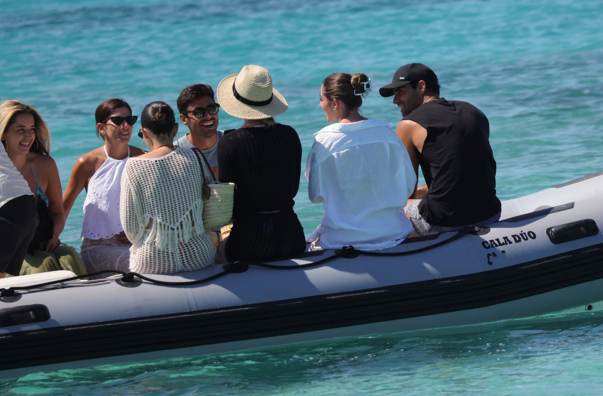 Lola Índigo, Juan Betancourt, Noel Bayarri y más, en Ibiza.