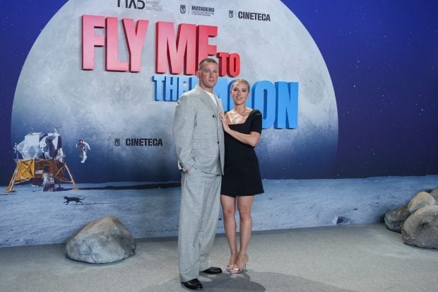Scarlett Johansson, Channing Tatum, fly me to the moon