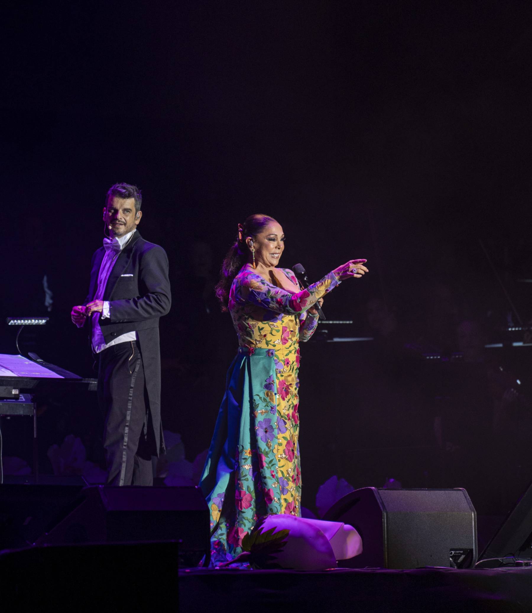 Isabel Pantoja, conciertos Pantoja, Anabel Pantoja Maril&oacute;