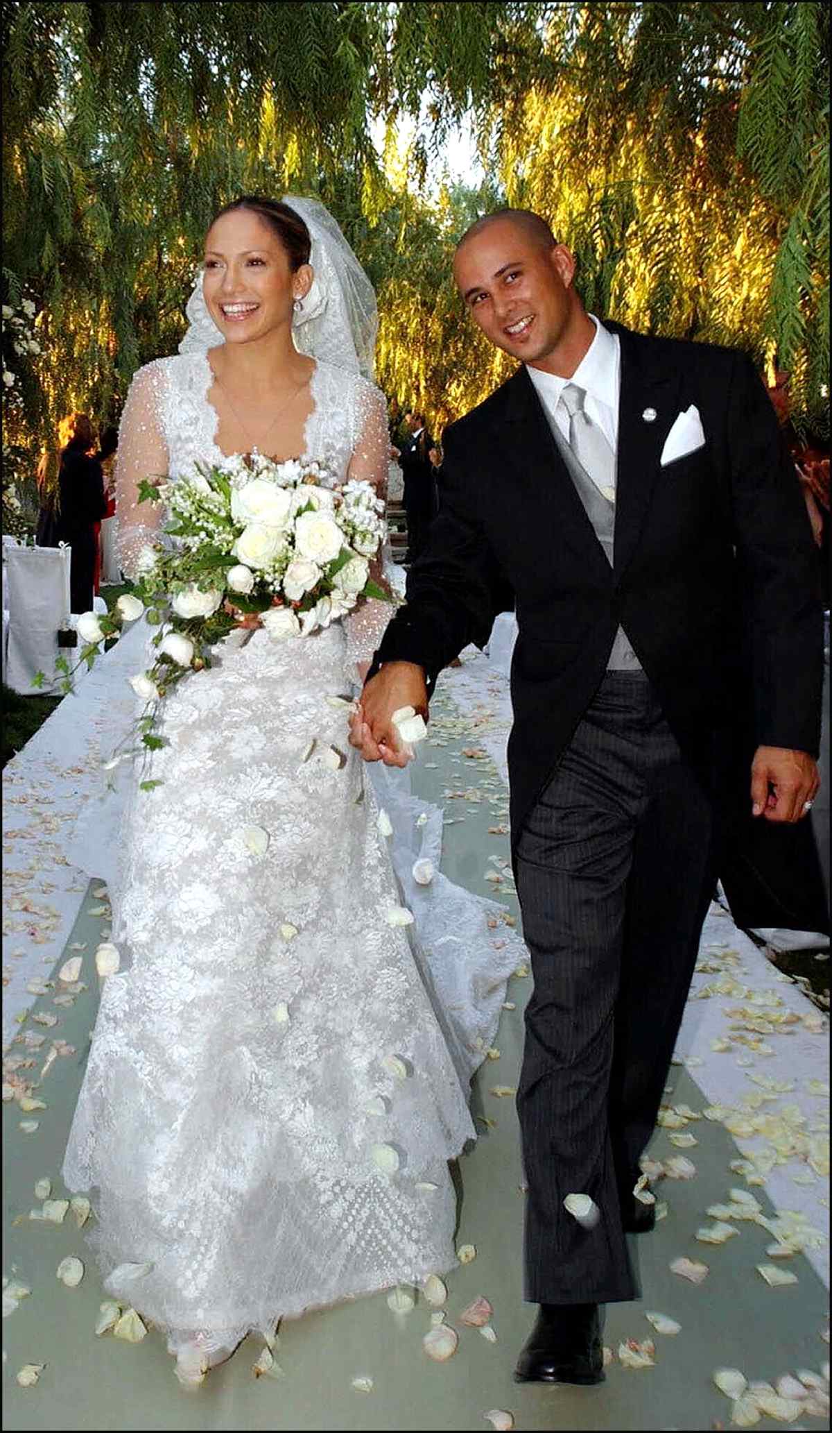La boda de Jennifer Lopez con el bailarín Chris Judd en Calabasas. (Foto: Gtres)