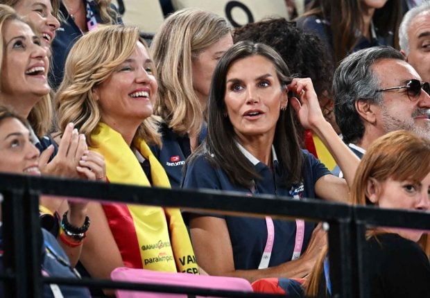 Reina Letizia, Victoria L&oacute;pez-Quesada