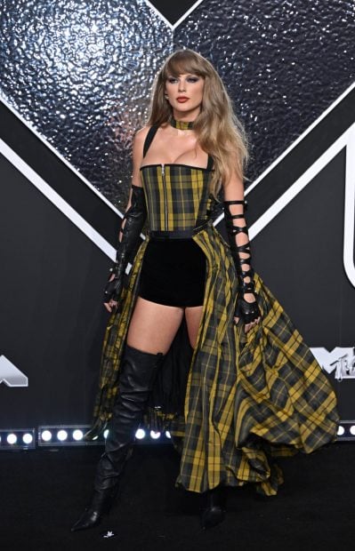 MTV VMAs 2024, Paris Hilton