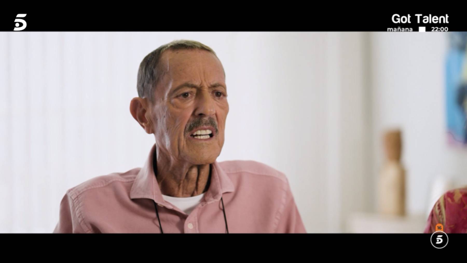 Juli&aacute;n Mu&ntilde;oz, Juli&aacute;n Mu&ntilde;oz De Viernes, c&aacute;ncer Juli&aacute;n Mu&ntilde;oz