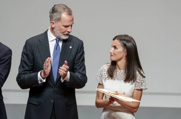 Los Reyes Felipe y Letizia en los Premios Nacionales de Cultura. (Foto: Gtres)