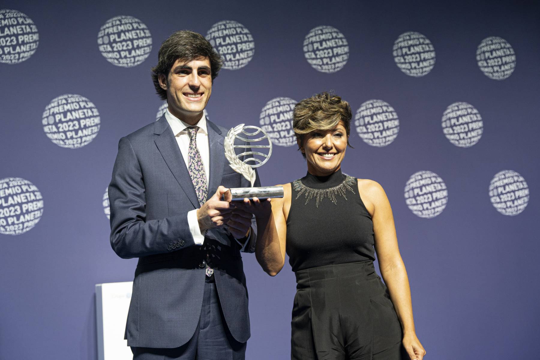 Premios Planeta, Alfonso Goizueta, Sonsoles &Oacute;nega 