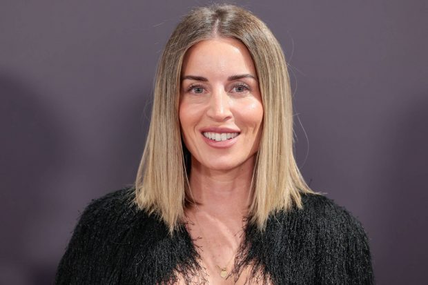Adara Molinero, Selena G&oacute;mez, SIBO, famosas SIBO