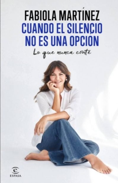 Fabiola Mart&iacute;nez, abusos sexuales Fabiola Mart&iacute;nez, libro Fabiola Mart&iacute;nez