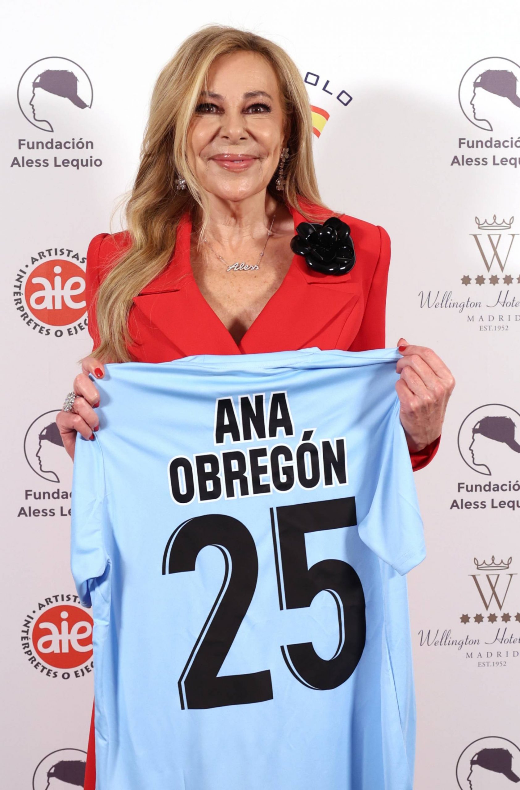 Ana Obreg&oacute;n, Ana Obreg&oacute;n Lequio, Alessandro Lequio
