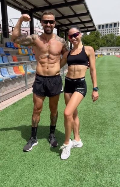 Rafa Mora y Macarena, su pareja actual, en una foto reciente. (Foto: Redes Sociales)