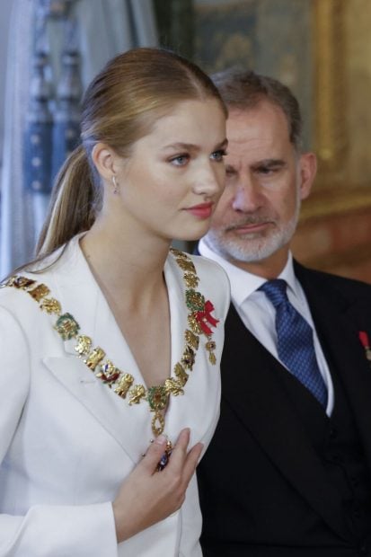 La princesa de Asturias con el Tois&oacute;n de Oro. (Foto: Gtres).