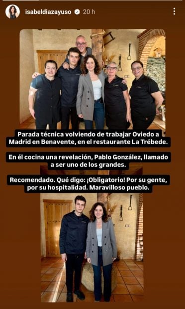 Isabel D&iacute;az Ayuso junto al personal del restaurante La Tr&eacute;bede. (Foto: Instagram)