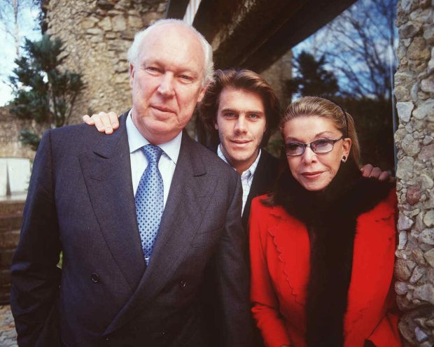 Filiberto de Saboya con sus padres, V&iacute;ctor Manuel de Saboya y Marina Ricolfi-Doria. (Foto: Gtres).