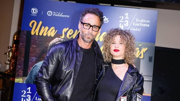 &Aacute;lvaro Mu&ntilde;oz Escassi, Sheila Casas, Carolina Ferre
