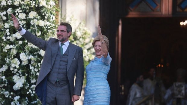 Nicol&aacute;s de Grecia y su madre, la reina Ana Mar&iacute;a. (Foto: Gtres)