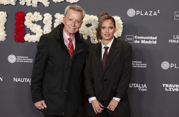 Jos&eacute; Ortega Cano junto a su hija Gloria Camila. (Foto: Gtres)