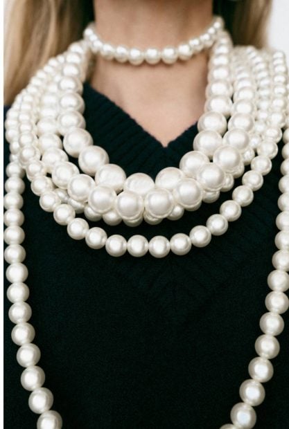 Collar de perlas de Zara.