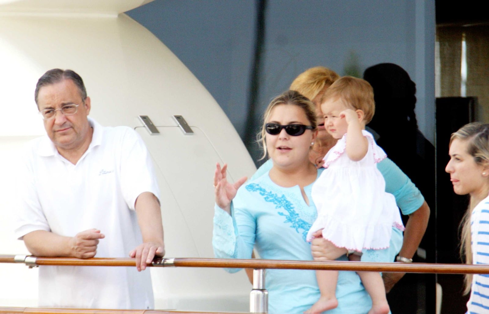 Florentino P&eacute;rez y su familia (Foto:Gtres)