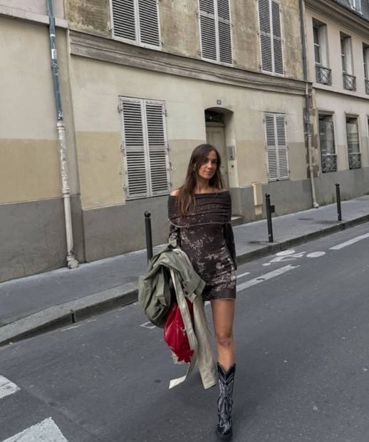 Desigual crea el vestido perfecto para resaltar tus curvas al estilo de Mar&iacute;a Pombo. (Foto: Redes Sociales)