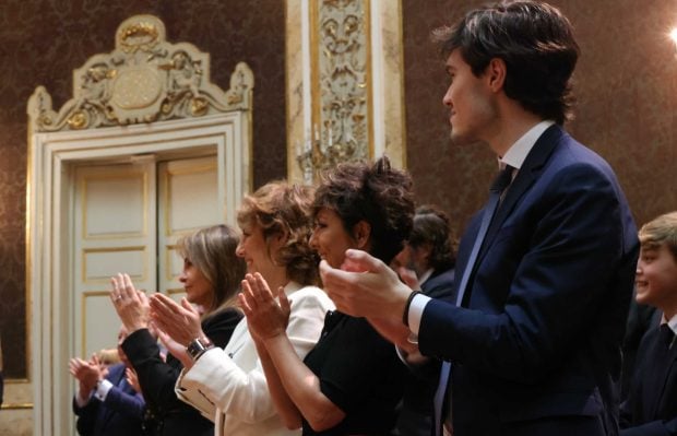 Sonsoles, Cristina y Fenando &Oacute;nega.(Foto:Gtres)