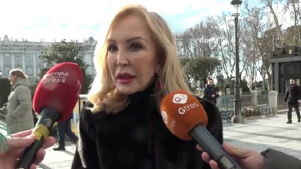Carmen Lomana, Carmen Lomana Preysler, Isabel Preysler