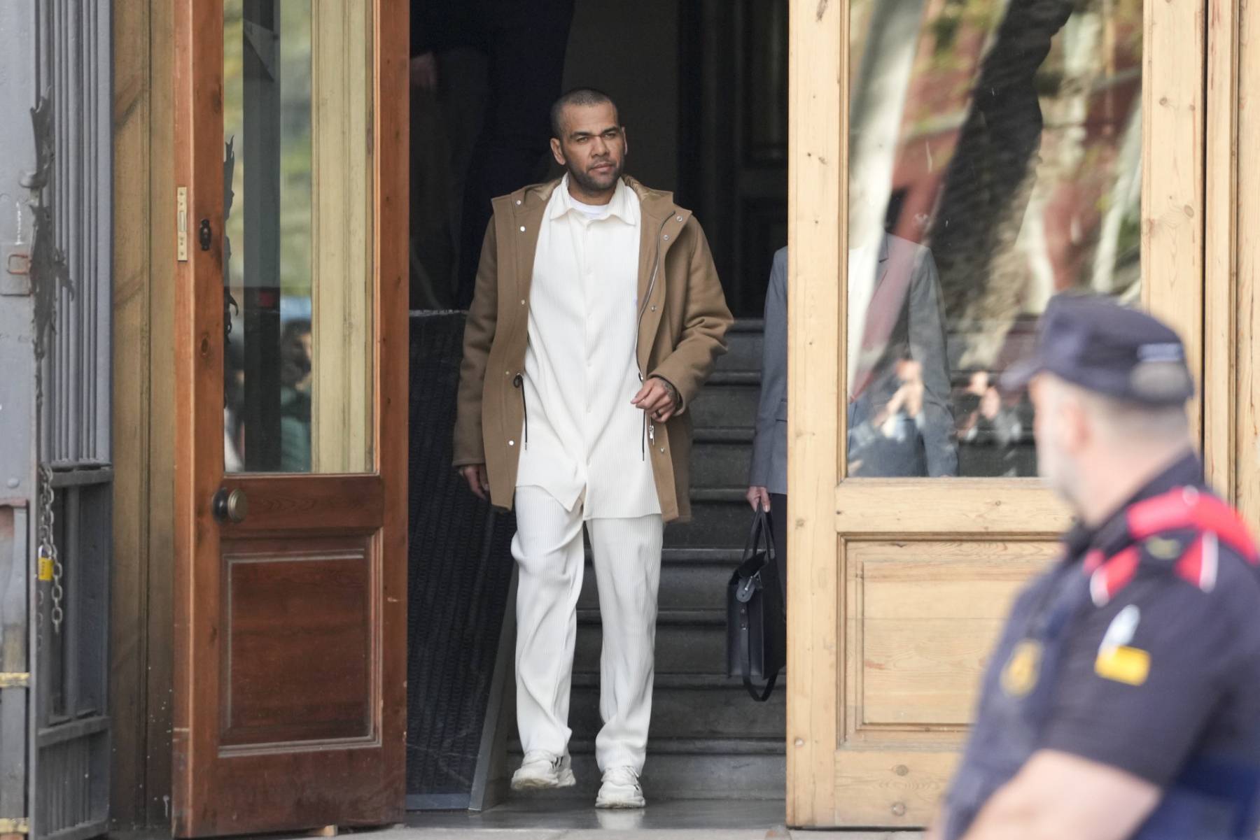 Dani Alves en Barcelona. (Foto: Gtres)