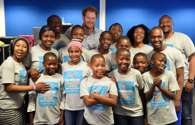 El príncipe Harry en su fundación.(Foto:Gtres)