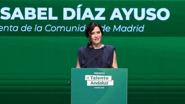 Isabel D&iacute;az Ayuso, vestido Isabel D&iacute;az Ayuso
