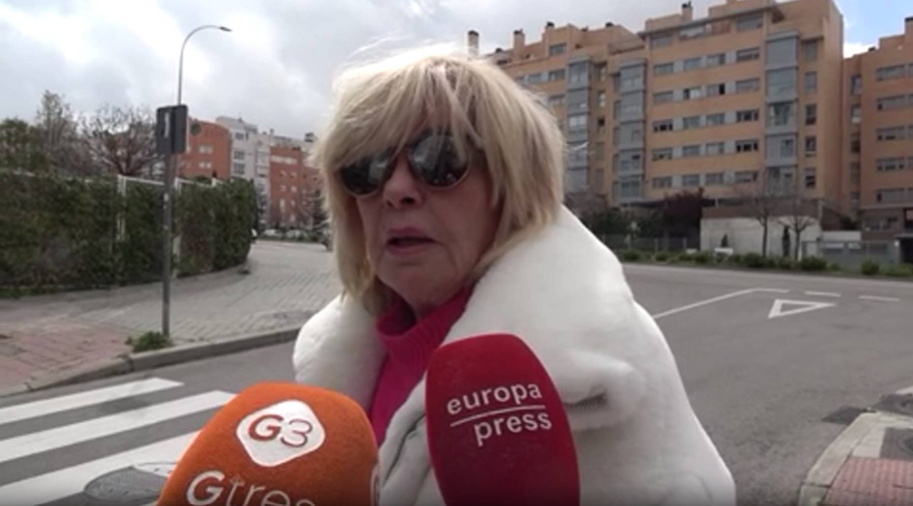 B&aacute;rbara Rey por las calles de Madrid. (Foto: Gtres)