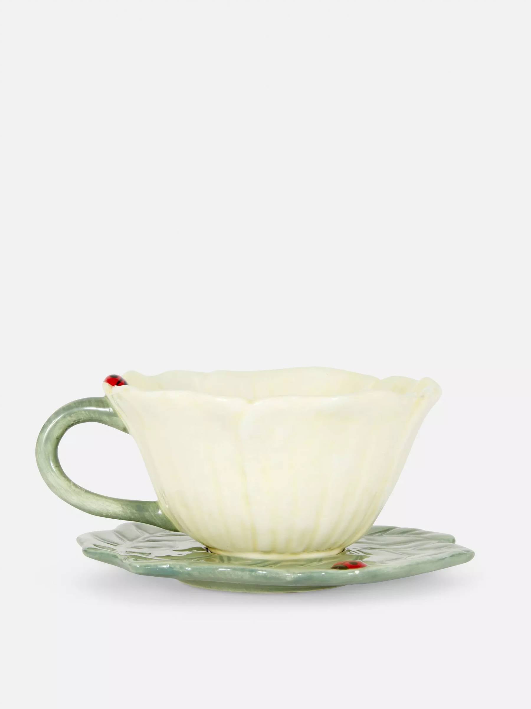Taza de t&eacute; y plato de Primark. (Foto: Primark)