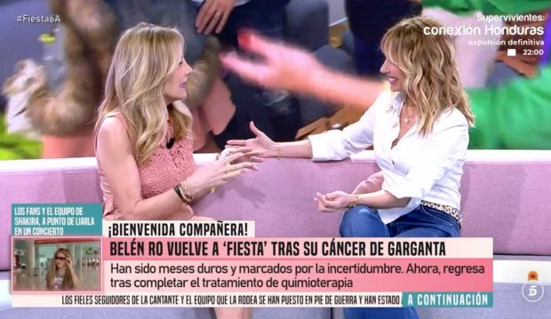 Belén Rodríguez y Emma García se reencuentran en 'Fiesta'. (Foto: Mediaset)