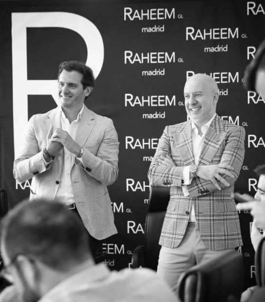 Albert Rivera en un acto del club Raheem. (Foto: web Raheem). 