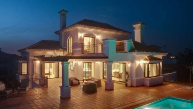 Uno de los chalets de la urbanización. (Foto: web Arcos Gardens)