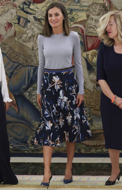 Reina Letizia, reina Letizia falda