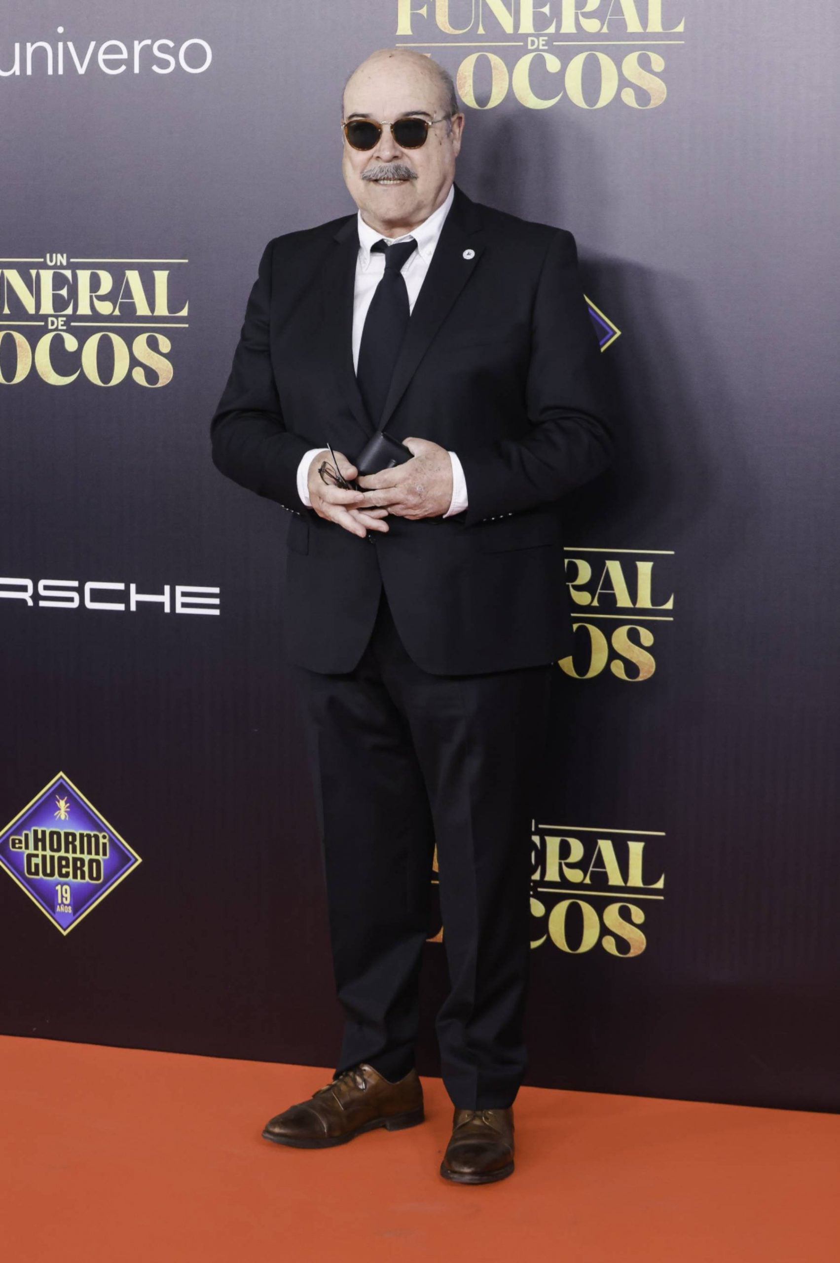 Antonio Resines en el estreno de &lsquo;Un funeral de locos&rsquo;. (Foto: Gtres)