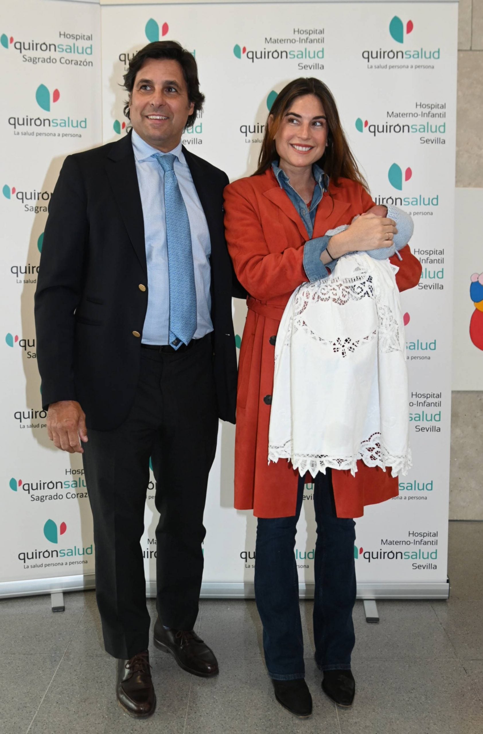 Francisco Rivera y Lourdes Montes presentan a su tercer hijo en común. (Foto: Gtres)