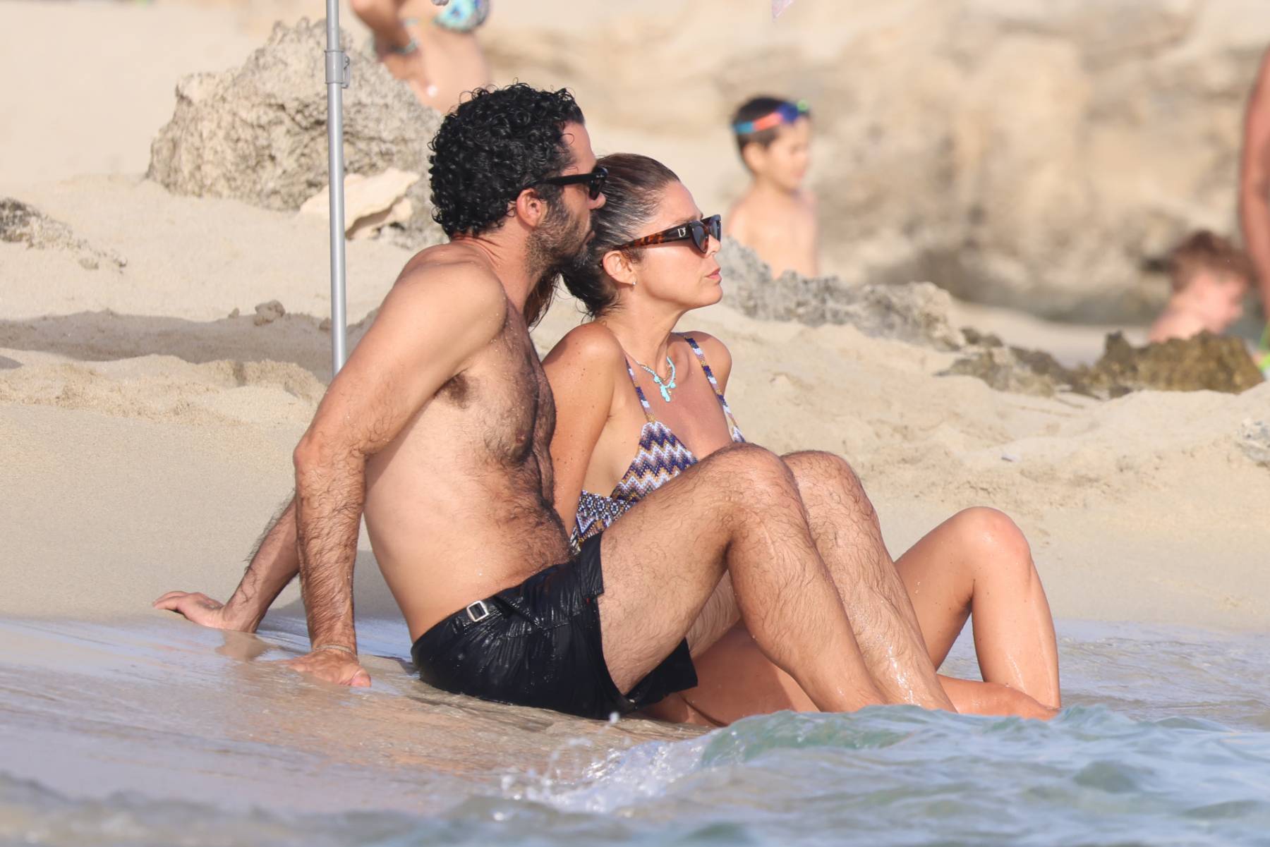 Juana Acosta y Pablo Pablo García-Andrade durante unas vacaciones. (Foto: Gtres)