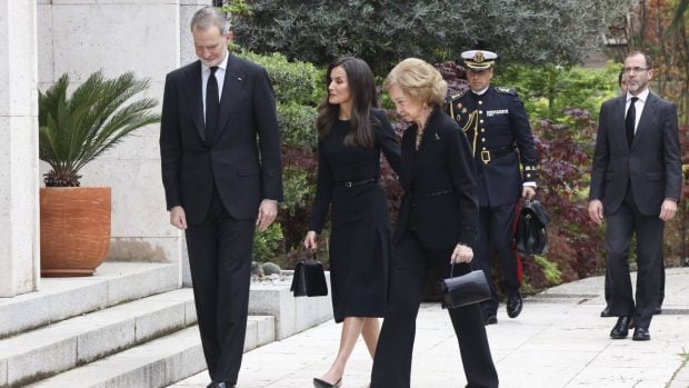 Doña Sofía, Felipe VI, la reina Letizia, Papa Francisco