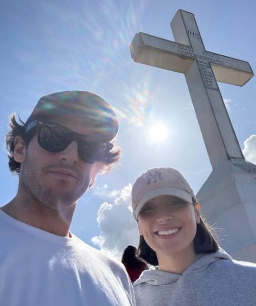 Selfie de Tamara Falc&oacute; junto a &Iacute;&ntilde;igo Onieva durante sus vacaciones de Semana Santa 2025. (Foto: Redes Sociales)
