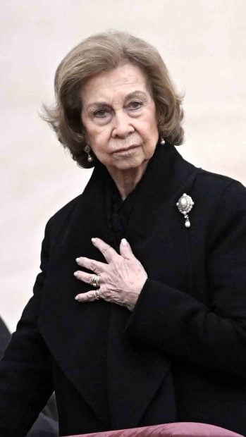 Reina Sof&iacute;a, funeral, Papa
