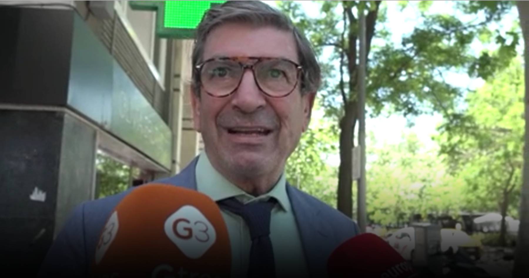 Jos&eacute; Manuel D&iacute;az Pat&oacute;n por las calles de Madrid. (Foto: Gtres)