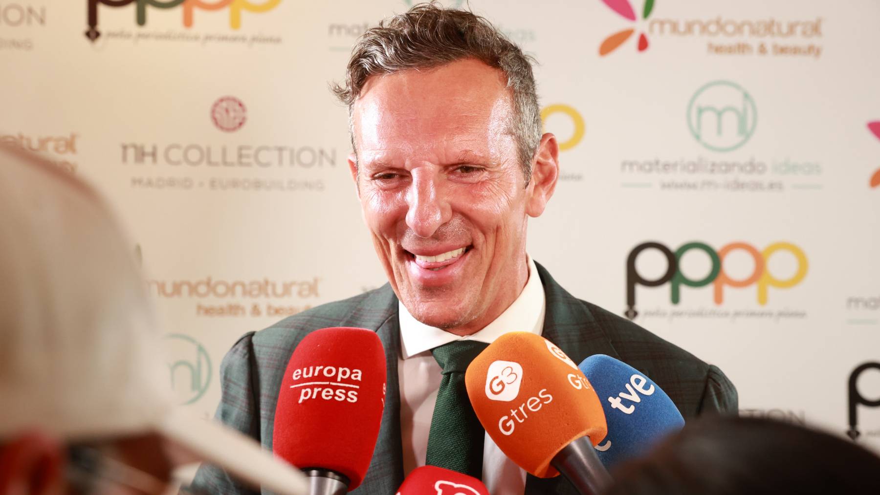 Joaquín Prat durante la entrega de unos premios. (Foto: Gtres)