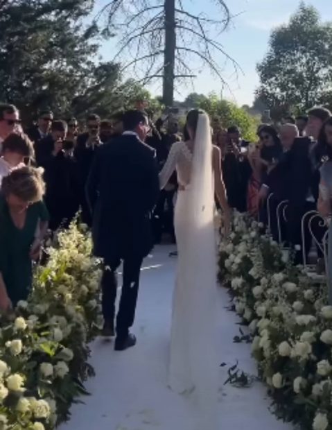 Jaime Lorente y Marta Goenaga reci&eacute;n casados. (Foto: Instagram)