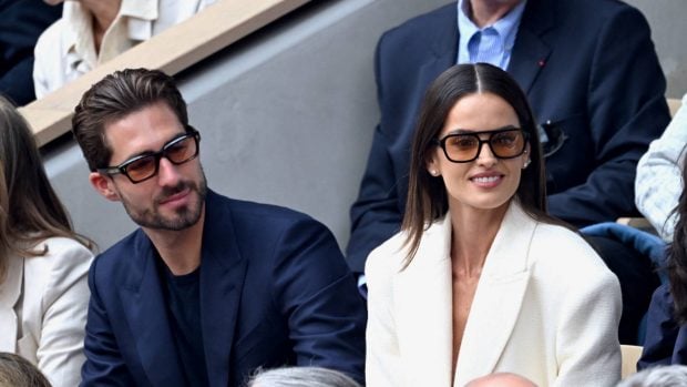 Kevin Trapp e Isabel Goulart en el Roland Garros. (Foto: Gtres)