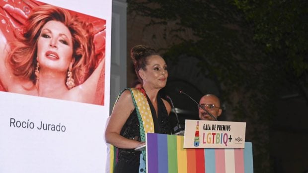 Roc&iacute;o Carrasco en un homenaje a su madre. (Foto: Gtres)